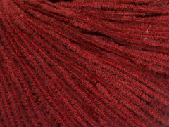 Amigurumi Chenille - tmavě červená
