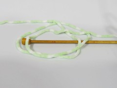 Chenille baby collors - mátově zelenobílá