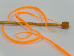 Gisele - neonově oranžová
